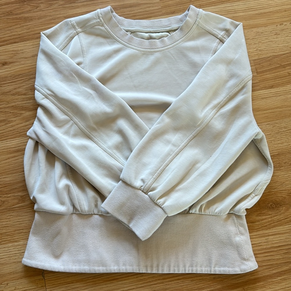 Women's Cream Sweatshirt